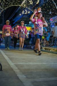 BIB: 18960
                            <button type="button" onclick="openModal(24677496)" class="btn btn-primary btn-sm float-right btn-popup" data-toggle="modal" data-target=".modal-high-quality">
                        <i class="fas fa-shopping-cart"></i> Add to Cart
                    </button>
                                            <button type="button" onclick="isThisMe(24677496, true)" class="btn btn-success btn-sm float-right btn-popup btn-isme hidden" data-toggle="tooltip" data-placement="bottom" title="นี่คือรูปของคุณใช่ไหม คลิกที่นี่เพื่อเอาเข้าอัลบั้ม">
                        <i class="fas fa-plus"></i> Add to album
                    </button>
                    <button type="button" onclick="isThisMe(24677496, false)" class="btn btn-warning btn-sm float-right btn-popup btn-isnotme hidden">
                        <i class="fas fa-ban"></i> Remove from album
                    </button>